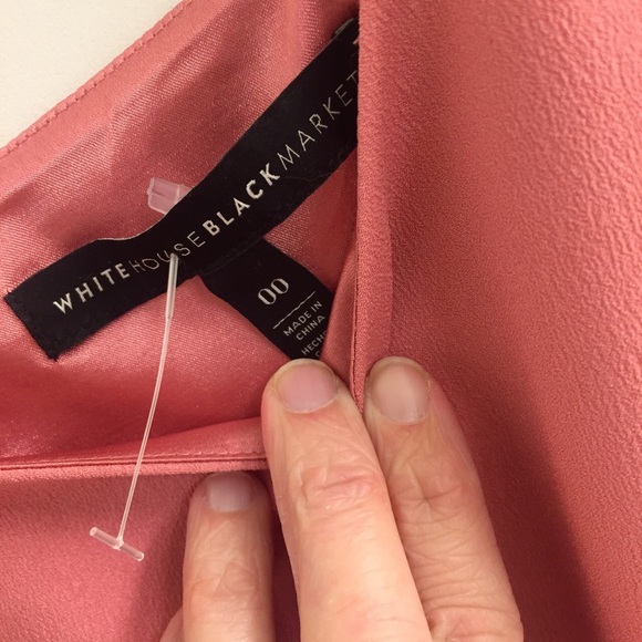 NEW White House Black Market Flutter Sleeve Dress - Picture 4 of 4